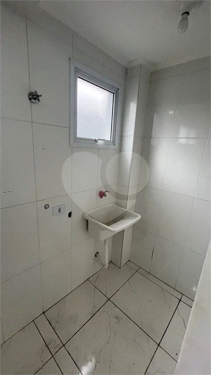 Apartamento com 2 dormitórios 1 vaga de garagem para locação no Alvinópolis