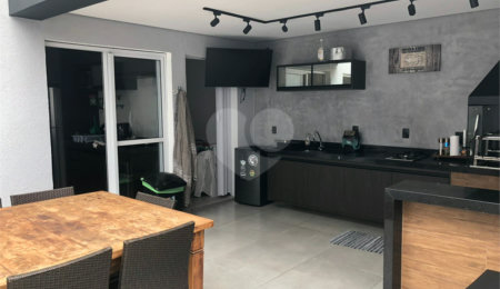 Casa à venda com 3 quartos, sendo 1 suíte, no condomínio Reserva Urbanova, São José dos Campos - SP