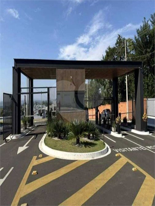 Indaiatuba- Sp - Jardim Park Vista Real - Valor - R$ R$ 365.000,00* - AT. 200m² - 8 x25 ms - Terreno plano com fundo para Área de Preservação Permanente . O Jardim Park Vista Real oferece area de lazer com piscina adulto e infantil, salão de festas, academia, quadra poliesportiva, campo de futeb