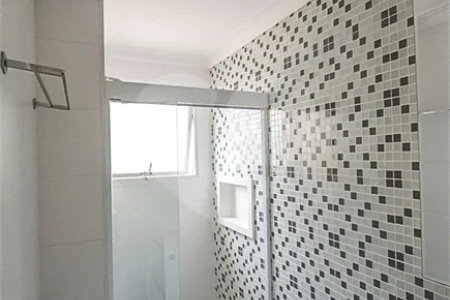 Cobertura de 260 m² em São Bernardo do Campo, com 4 dormitórios, 3 suítes, piscina privativa, espaço gourmet e vista livre. Viva esse privilégio! Agende sua visita e encante-se!