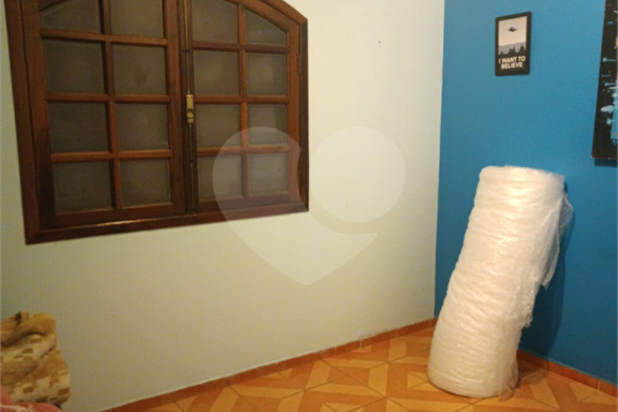 Sobrado com 4 Quartos e 4 banheiros à Venda -337 m² por R$ 850.,000 -- Jardim Vivan,-Jaraguá, São Paulo - SP