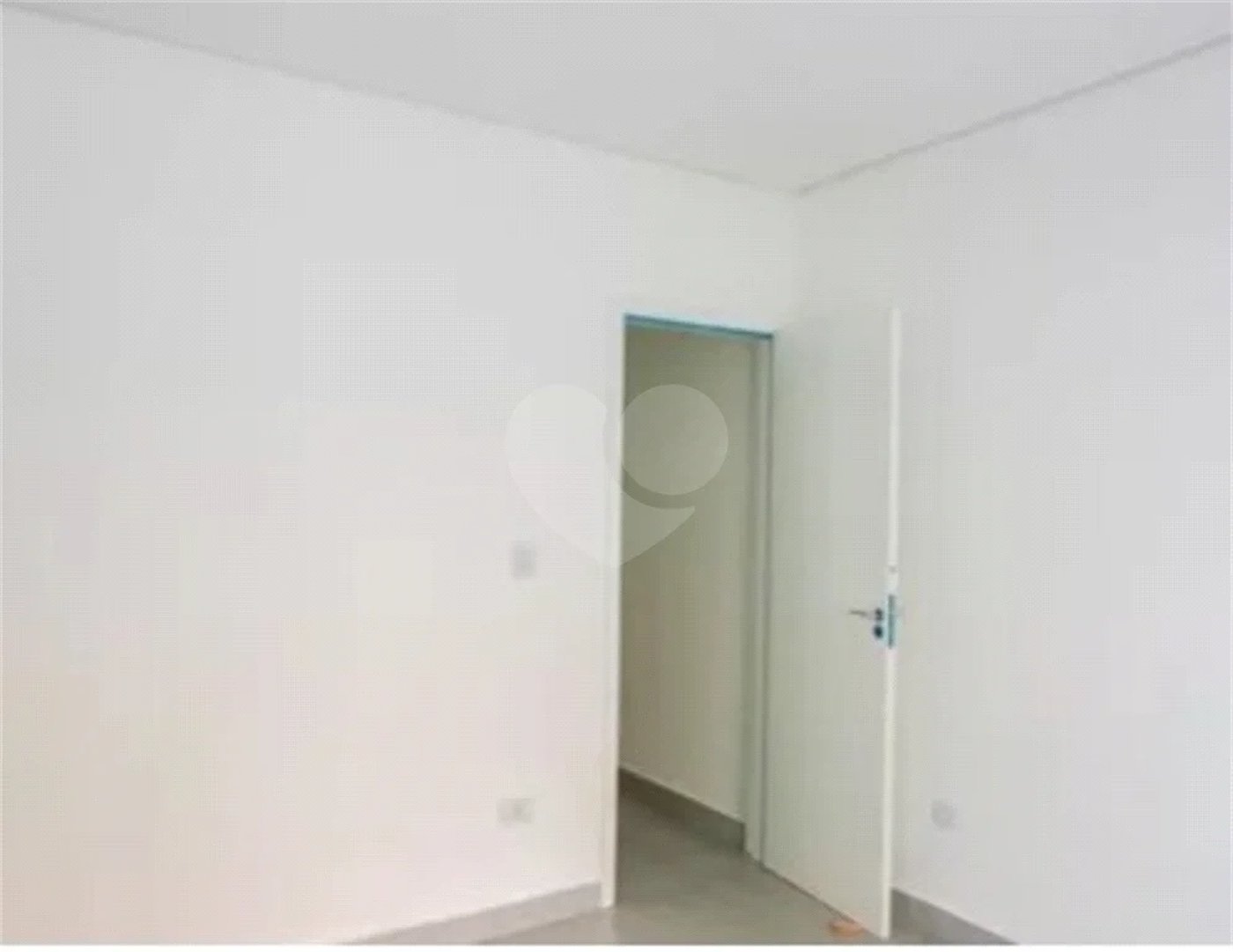 Sobrado novo , com 230m² , 3 suítes , 4 vagas de garagem , à venda no Jardim Bela Vista , em Santo André.