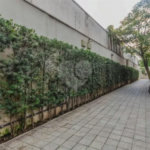 Apartamento no Ipiranga de 68m2 com 2 dorms, 1 suíte, 2 banheiros, 1 vaga. Estuda permuta.