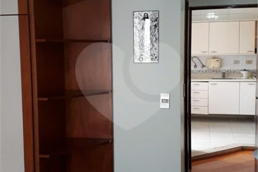 Apartamento à venda mobiliado nos Jardins — 126 m²