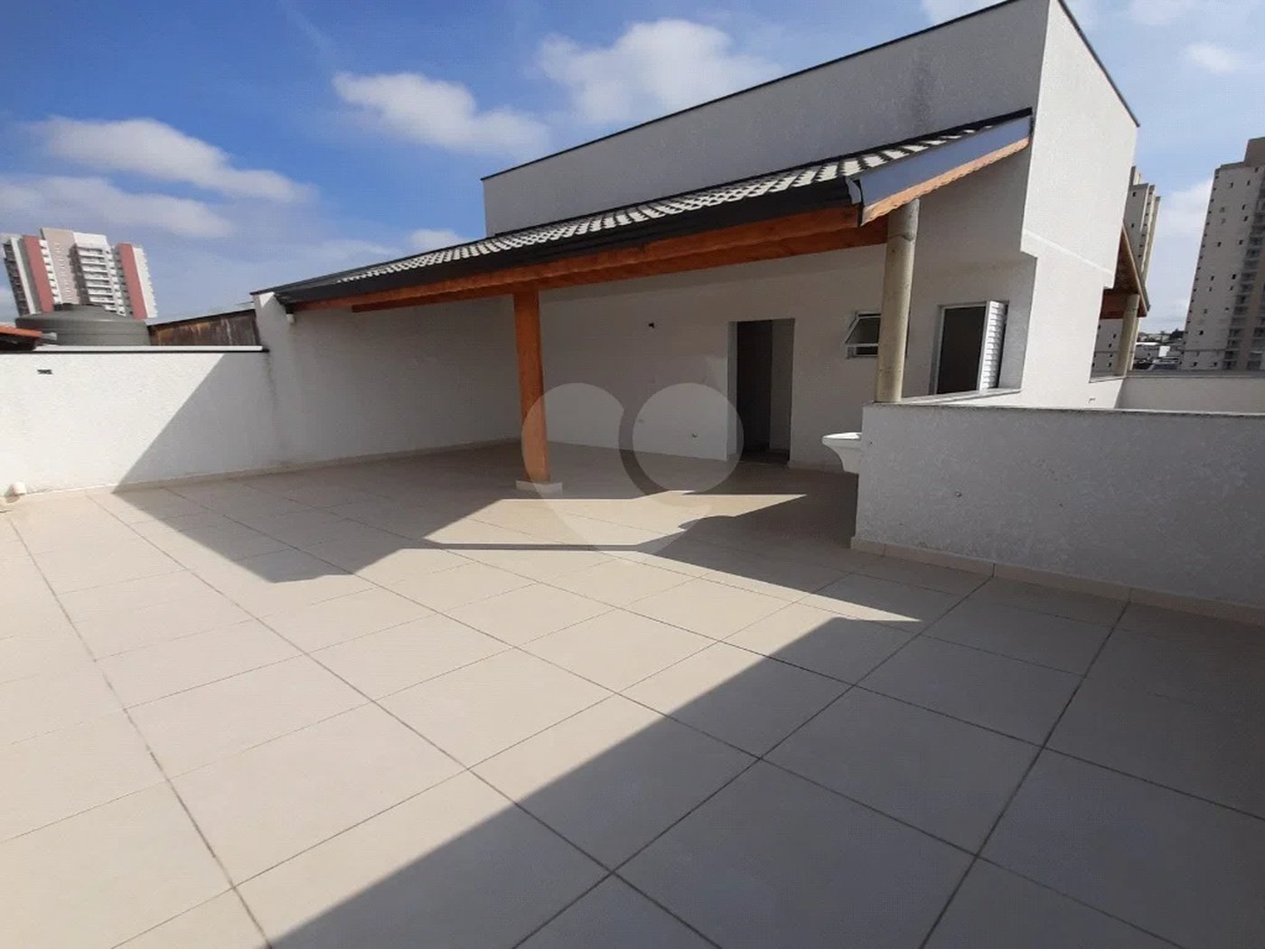 Apartamento com 80m² , 2 dormitórios , sendo 1 suíte , 1 vaga , à venda no bairro Humaitá em Santo André.