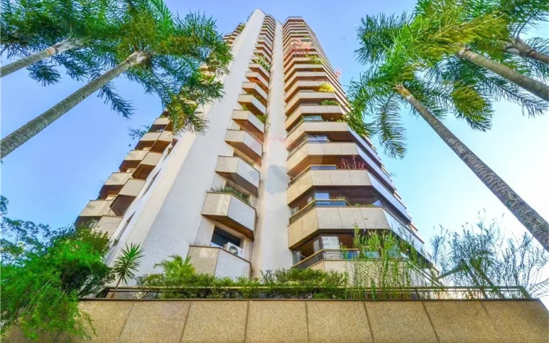 Apartamento à venda com 4 suítes em Vila Suzana, São Paulo, SP