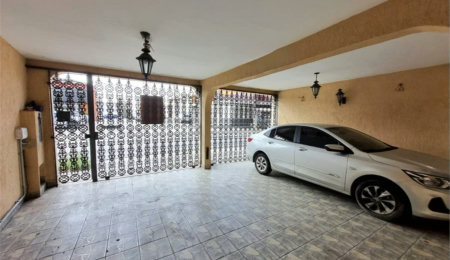 Sobrado à venda com 3 quartos, sendo 1 suíte,  em Jardim Ester Yolanda, São Paulo, SP
