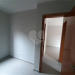 Apartamento com 37m2, 2 quartos, banheiro, sala, cozinha, quintal e 1 vaga de GARAGEM