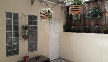 Casa à venda com 3 quartos, sendo 1 suíte,  em Vila Guilhermina, São Paulo, SP