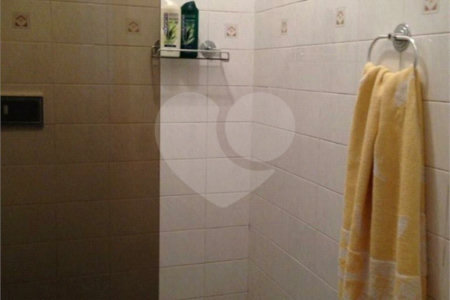 Casa com 400m² , 4 dormitórios , sendo 4 suítes , 4 vagas , à venda no Jabaquara.