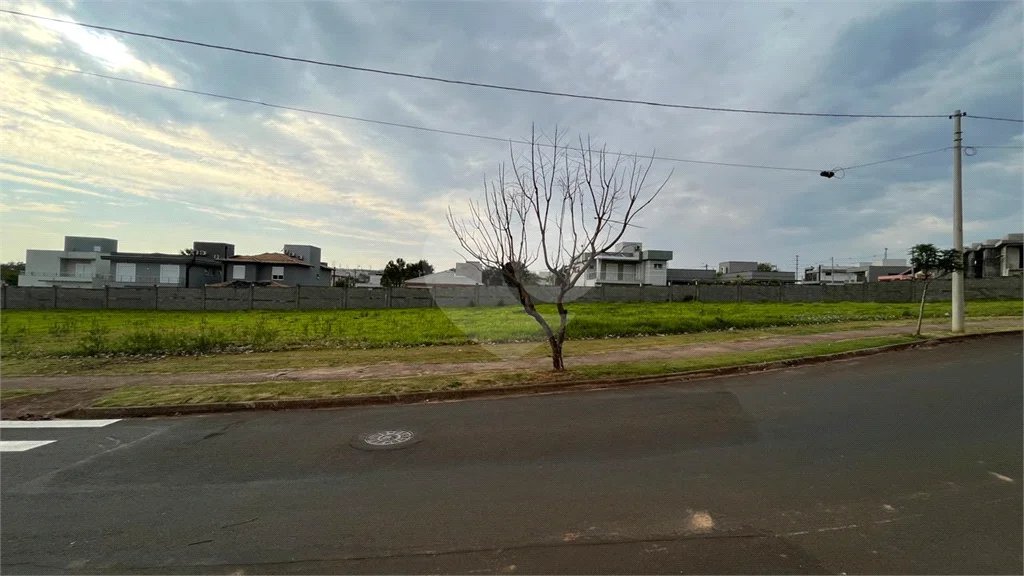 Terreno comercial disponível para venda Bairro Santa Rosa