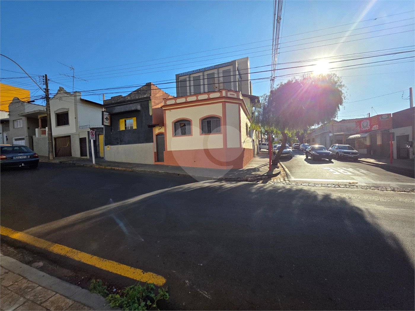 Sobrado 3 quartos 1 suíte centro