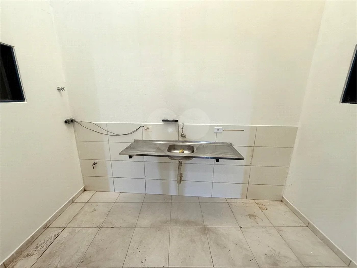Salão Comercial para alugar no Bairro Água Branca