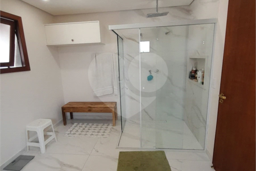 3 AMPLAS SUITES MAIS ECRITORIO MUITO VERDE E AMPLO QUINTAL