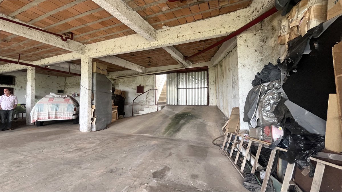 Casa Térrea com 3 dormitórios no Centro de Atibaia