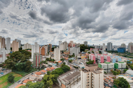 Apartamento à venda com 3 suítes em Real Parque, São Paulo, SP