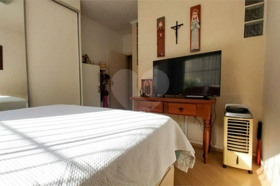 Casa à venda com 3 quartos, sendo 1 suíte,  em Vila Paulista, São Paulo, SP