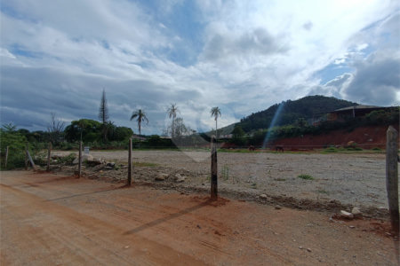 Terreno de 13.000m2, ótima topografia.