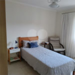 Apartamento em Atibaia com 2 dormitórios (1 suíte), 2 vagas de garagem, elevador, salão de festas, excelente localização