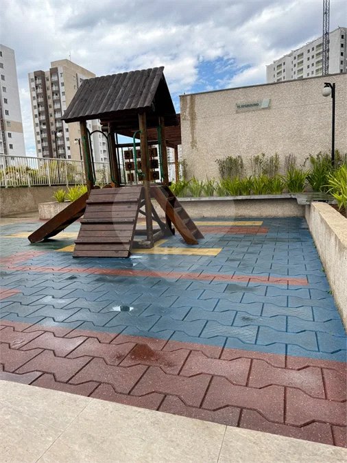 Apartamento á venda - Parque Bristol