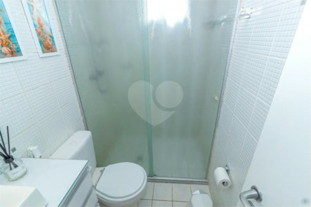 Apartamento à venda com 3 quartos, sendo 1 suíte, em Jardim Marajoara, São Paulo, SP