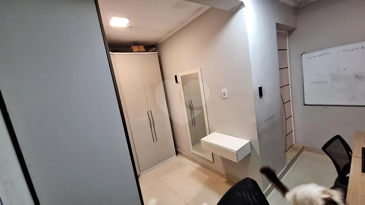 Casa de 2 quartos em Rua Orange, Vila Luzita, Santo André - Venda!