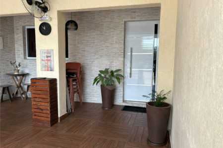 Oportunidade Casa Terrea e Ampla com 173 m² e Quintal e Área Gourmet JARDIM ARICANDUVA