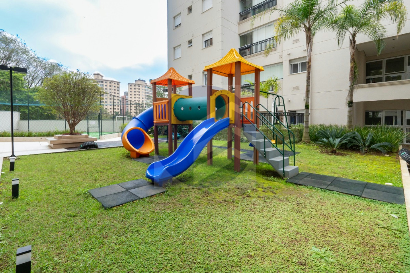 Apartamento para venda em Vila Suzana de 59m² com 2 quartos, sendo 1 suíte e 2 vagas