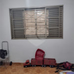 Casa térrea em Araraquara/SP.