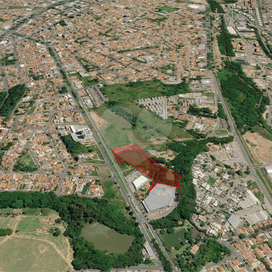 Área de 16.137m² para incorporação ou uso comercial em Valinhos