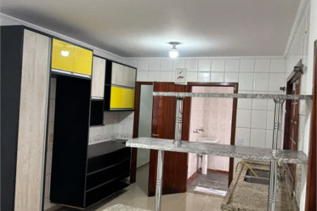 Sobrado à venda ou para alugar com 3 suítes em Vila Sônia, São Paulo, SP