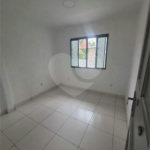SOBRADO TIPO APARTAMENTO COM 1 QUARTO PARA LOCAÇÃO 42m² - SANTISSIMO