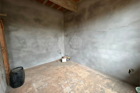Casa à Venda de 3 dormitórios no condomínio damha II em São Carlos,