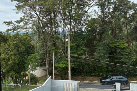 Sobrado à venda com 3 quartos, sendo 1 suíte, em Parque Rizzo, Cotia - SP
