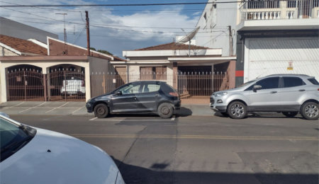 Casa à venda com 3 quartos em Vila Prado, São Carlos, SP