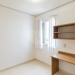 Apartamento de 84m² na Vila Lusitânia, em São Bernardo do Campo, com 3 dormitórios, suíte com varanda, 2 vagas cobertas, depósito privativo e lazer completo.