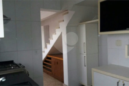 Cobertura duplex à venda na Mooca de 277m² com 3 dormitórios, 1 suíte e 3 vagas.
