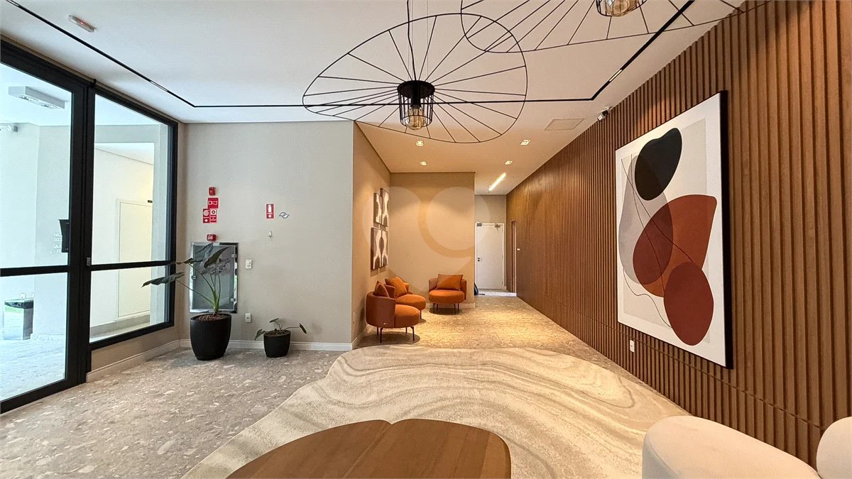 Indaiatuba- Sp - Edificio Athmosfera- R$ 1.800.000,00 - andar alto - 130,00 ms de area util - 3 suites, lavabo, sala 2 ambientes, 3 vagas de garagens - Area de lazer - Brinquedoteca - Piscina - Portão eletrônico - Portaria 24hs - sala de ginástica - Salão de festas - Salão de jogos - Cinema