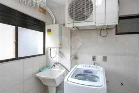 Apartamento reformado a venda no Alto da Boa Vista