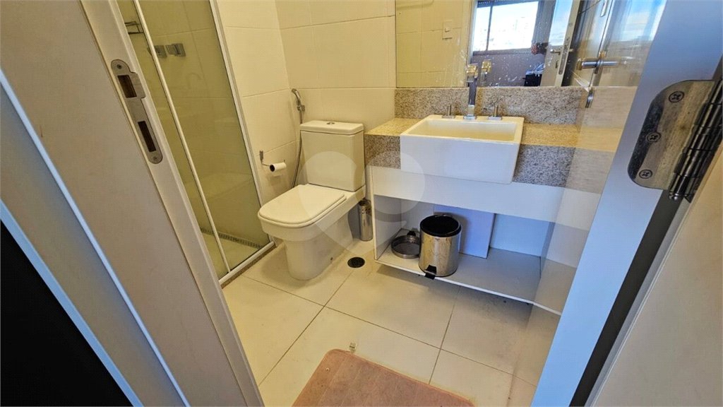 Excelente apartamento MOBILIADO para venda ou locação.