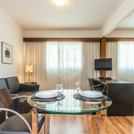 flat com 35m² Rua Apeninos- Vila Mariana