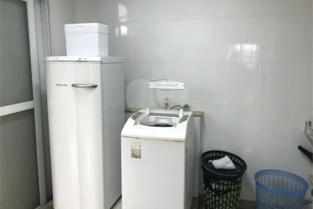 SOBRADO ALTO PADRÂO COND.PARQUE SABARA