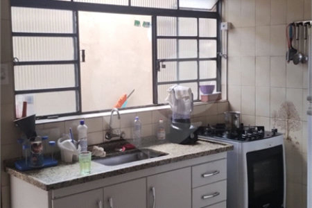 Casa com 129m², 2 quartos, 2 garagens, à venda no Jd. do Estado - Santo André