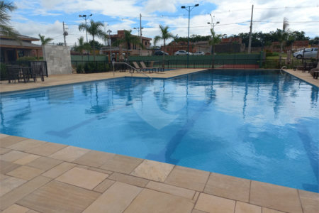 Casa à Venda no Condomínio Parque Faber IV