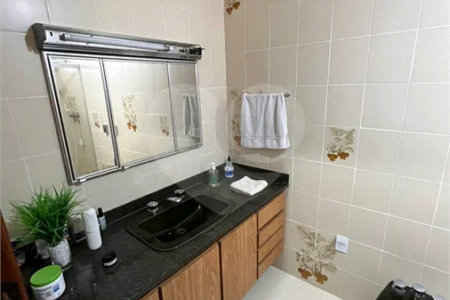 Casa com 367m², 3 dormitórios, 9 vagas, à venda na Vila Santa Teresa - Sto André.