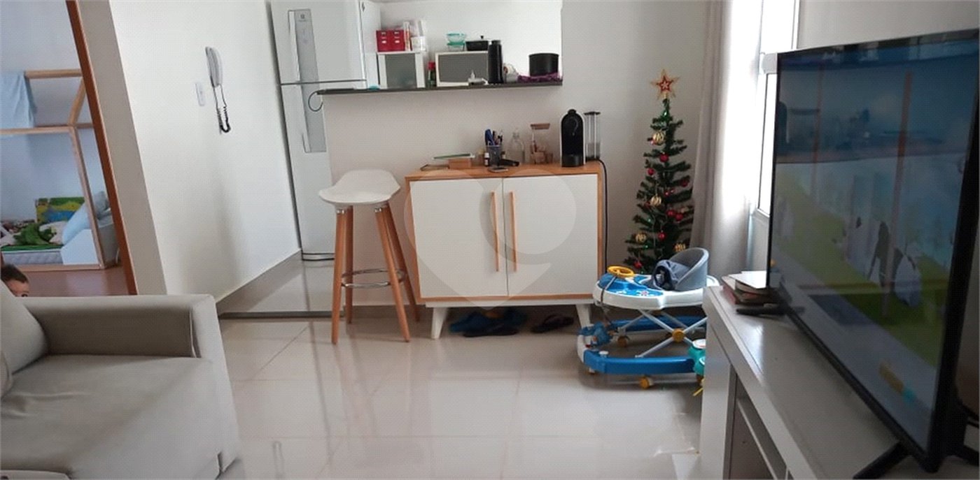 Apartamento com 2 dormitórios