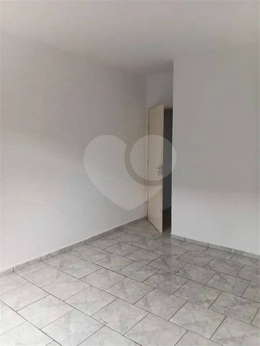 Casa com 2 dormitórios para alugar, 90 m²- Jardim Villaça - São Roque/SP