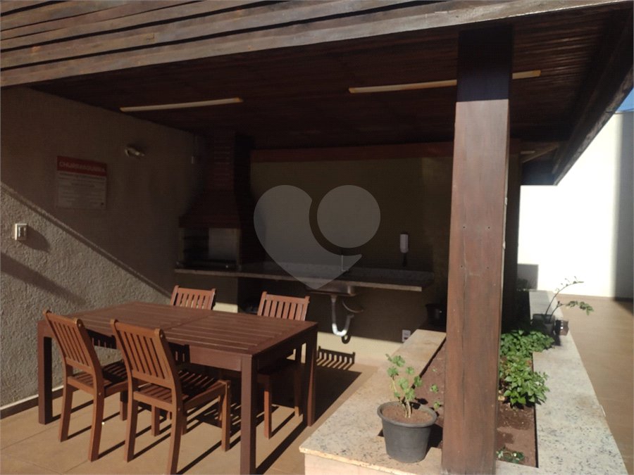 Apartamento á venda no Condomínio Edifício Murano