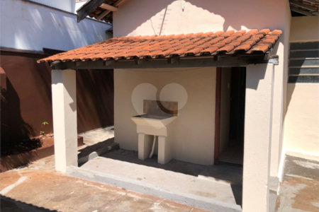 Casa para venda no Centro.