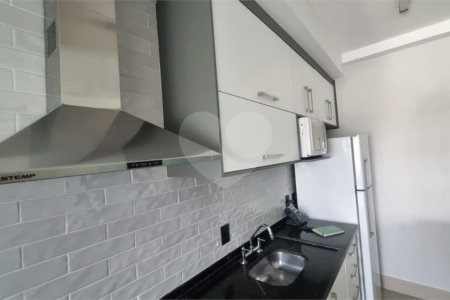 Apartamento Mobiliado no Anália Franco